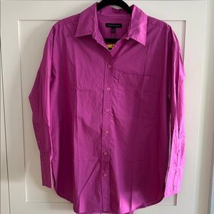 Banana Republic button-front shirt in a magenta pink cotton poplin